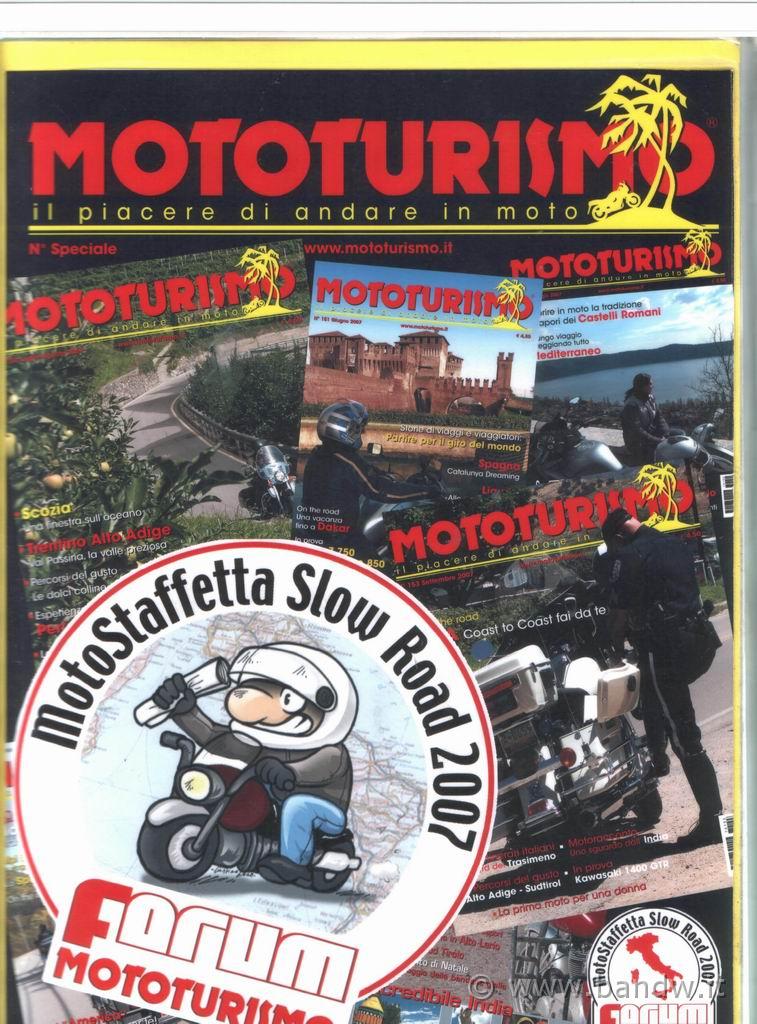 Motostaffetta2007(270).jpg - La copertina del "Testimone" dove tutti i tedofori abbiamo lasciato un pensiero e riportato il percorso effettuato